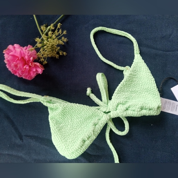 NWT WEWOREWHAT Cooper Triangle Bikini Top - Picture 3 of 5